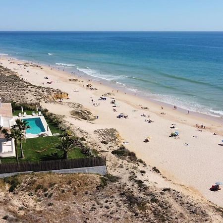 Charming Beachside Apartment- The Perfect Getaway! Albufeira Exterior foto
